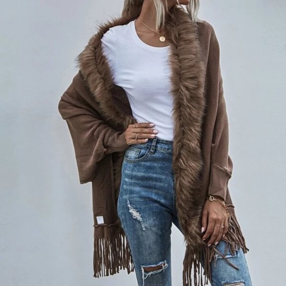 Contrast Fuzzy Batwing Sleeve Fringe Hem Cardigan - Picture 5 of 7